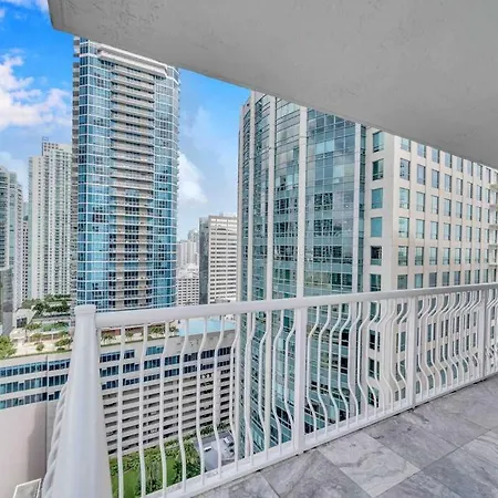Iconic High Floor 3 Bedrooms In The Heart Of Miami Exterior photo